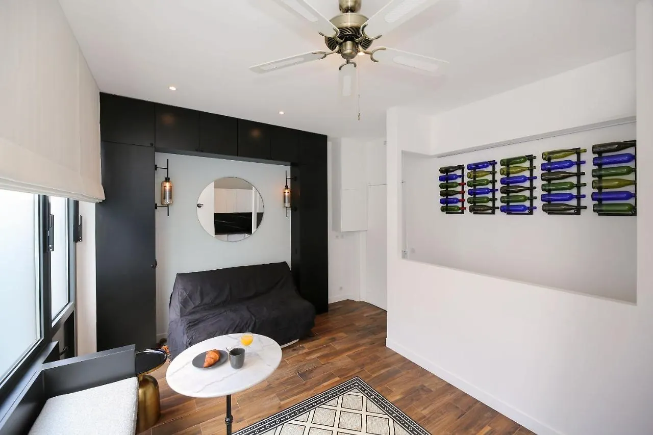 Zzz Poteau De Paris 4P Apartment