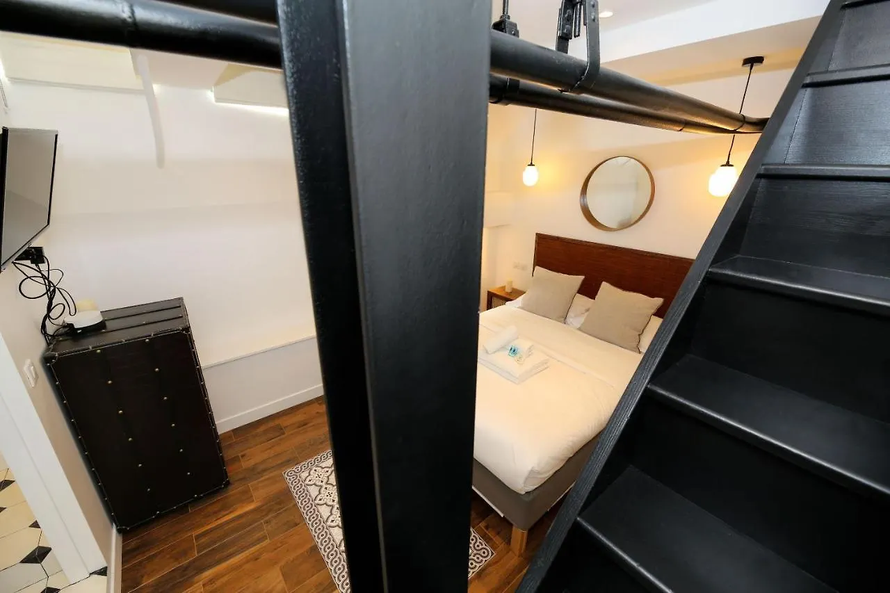 Zzz Poteau De Paris 4P Apartment
