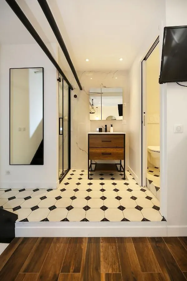 Zzz Poteau De Paris 4P Apartment
