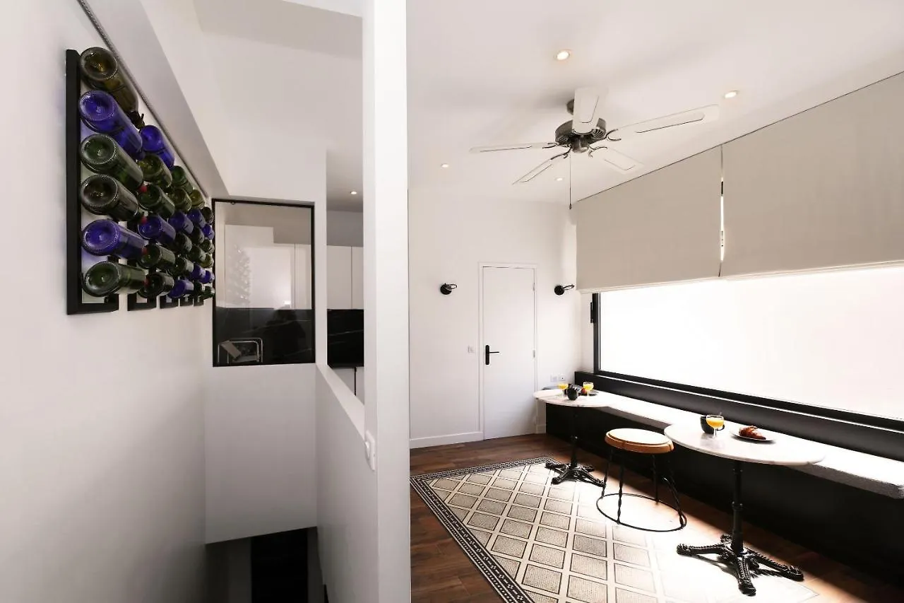 Zzz Poteau De Paris 4P Apartment