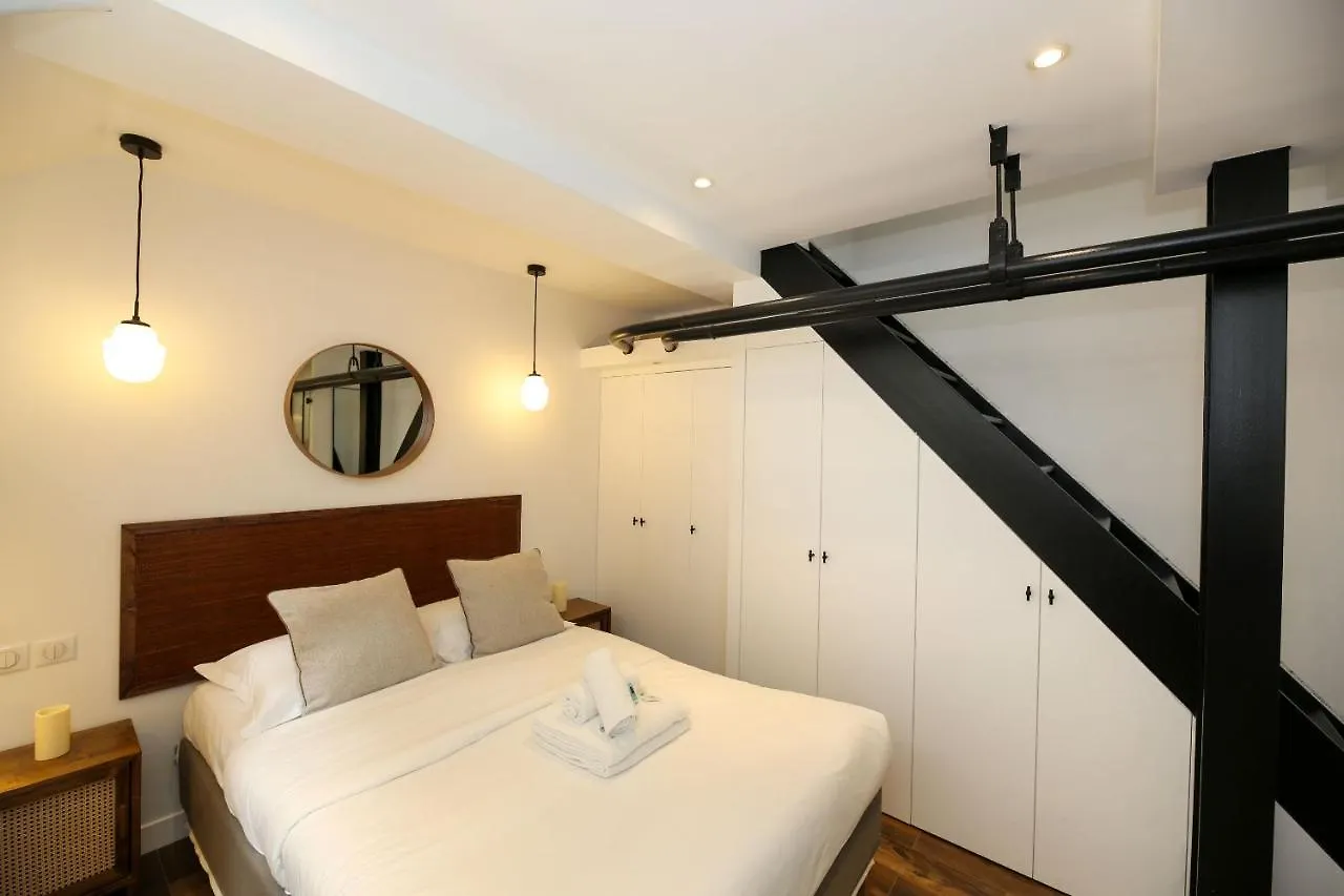 Zzz Poteau De Paris 4P Apartment France